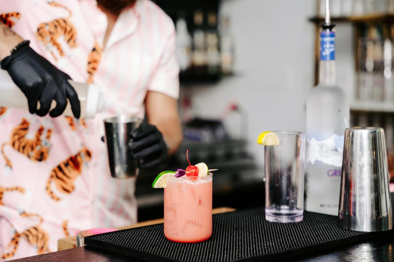 The Pink Palm Hotel - Adults Only Charlotte Amalie Luaran gambar